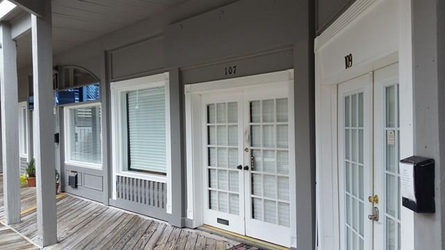 107 Marina Drive - Photo 1