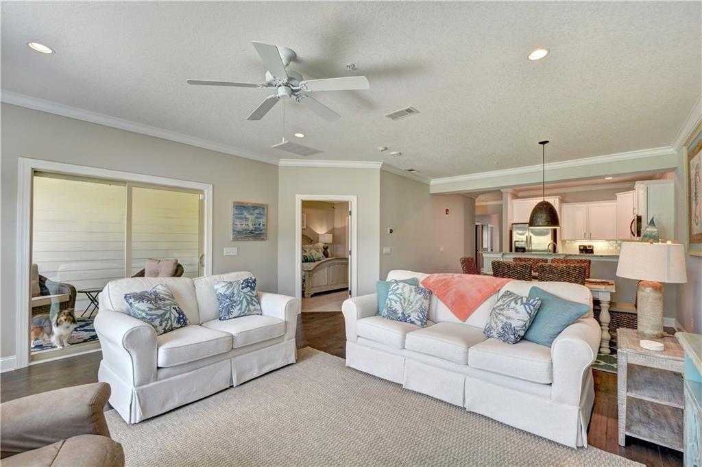 101 Mariner's Circle - Photo 1