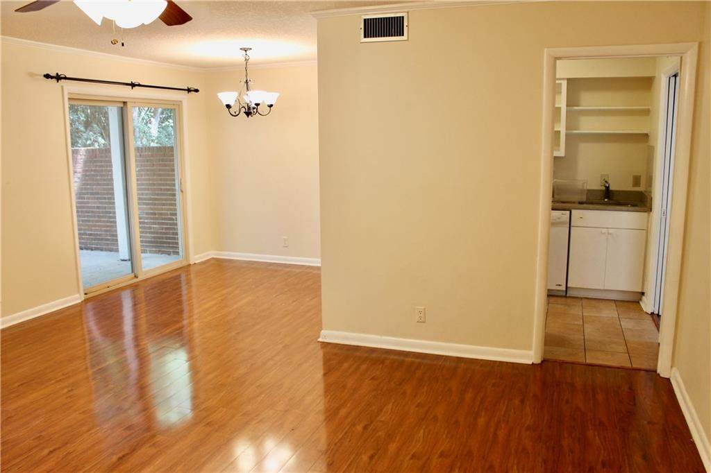 800 Mallery Street - Photo 1