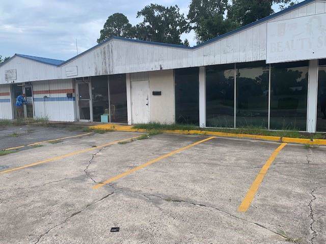 2906 Norwich Street - Photo 1