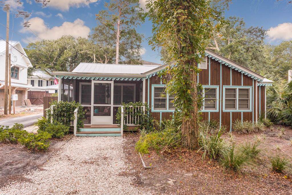4215 Fifth Street - Photo 1