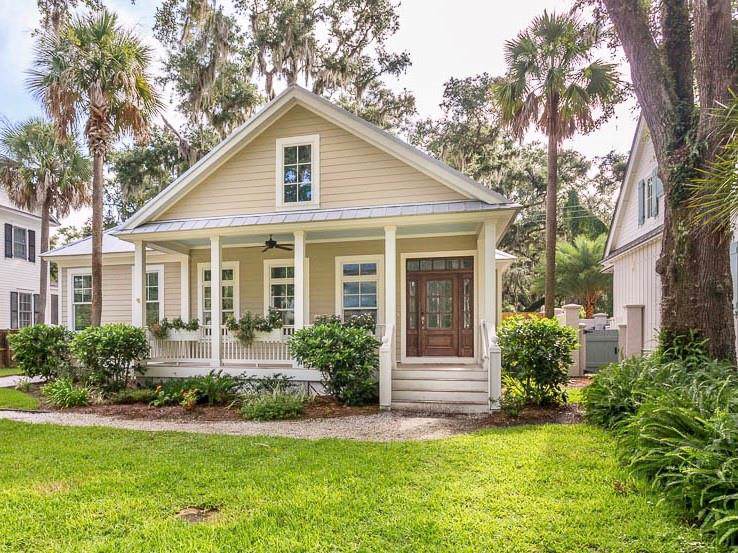 1040 Village Oaks Lane - Photo 1
