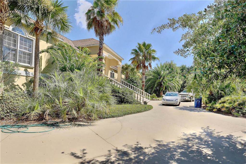 412 Brewster Lane - Photo 1