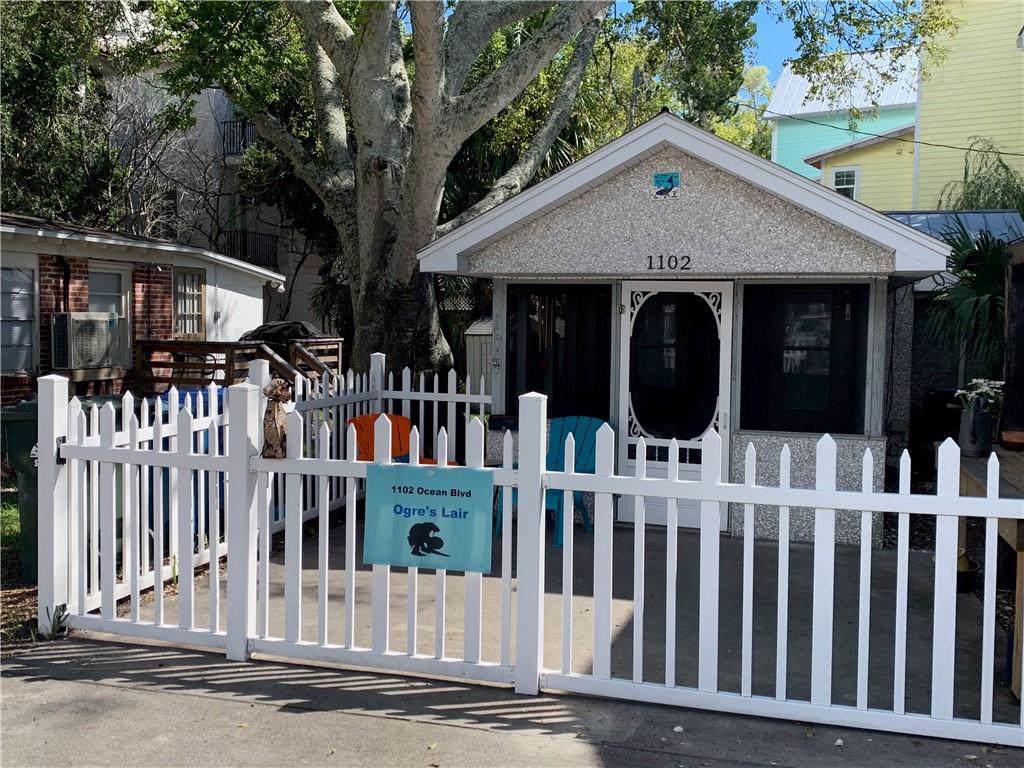 1102 Ocean Blvd - Photo 1