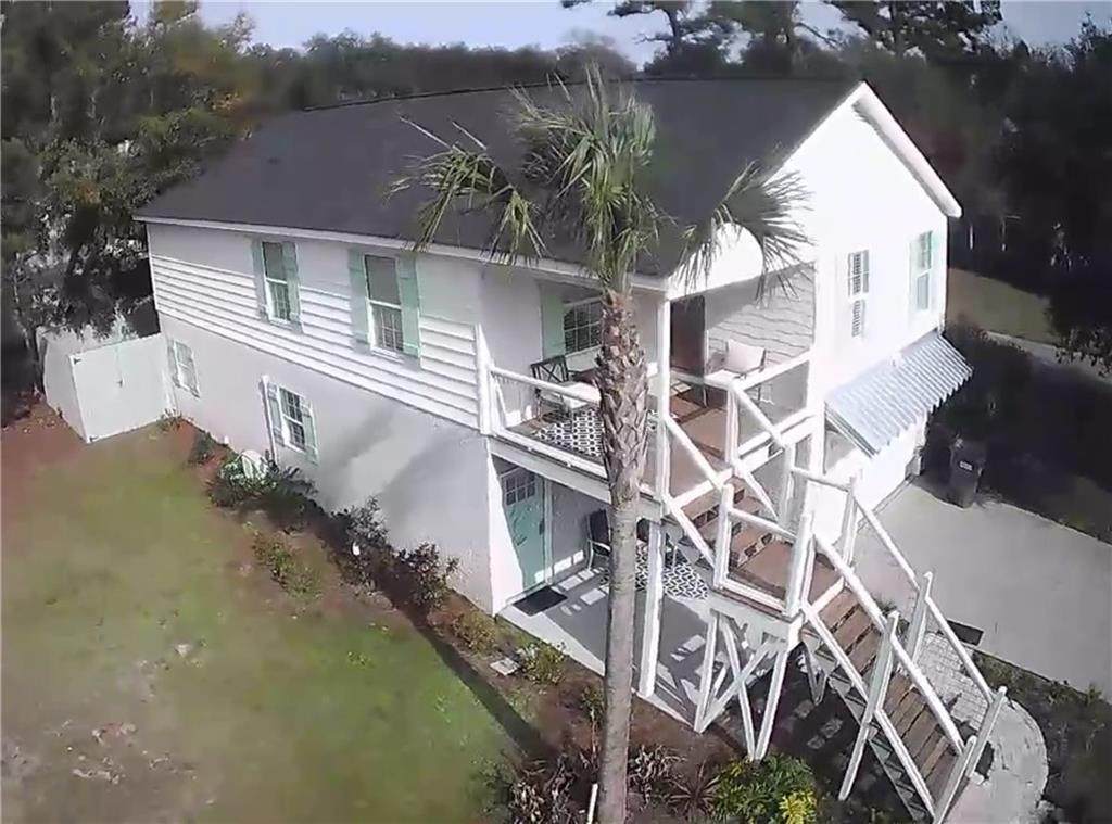 105 Travellers Way - Photo 1