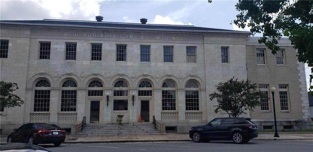 605 Elizabeth Street - Photo 1