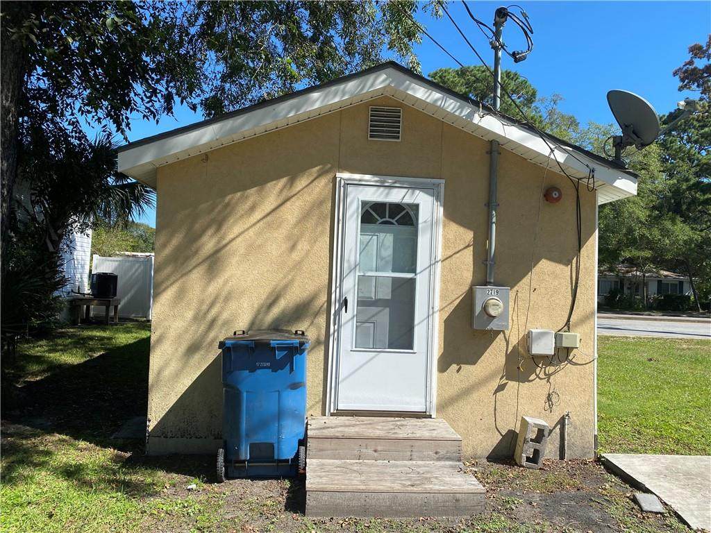 2719 Altama Avenue - Photo 1