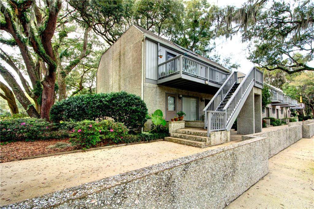 660 Golf Villas - Photo 1