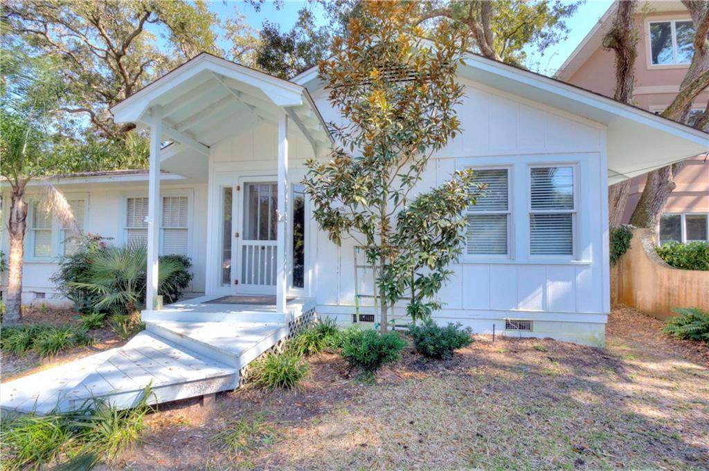 1706 Bruce Drive - Photo 1