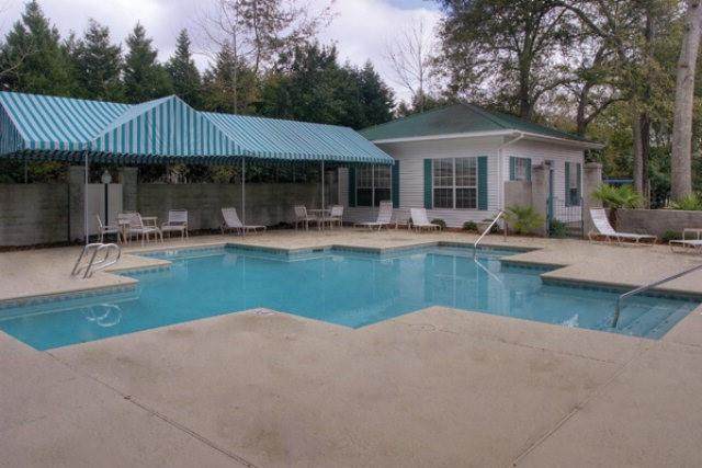 302 Island Square Drive - Photo 1