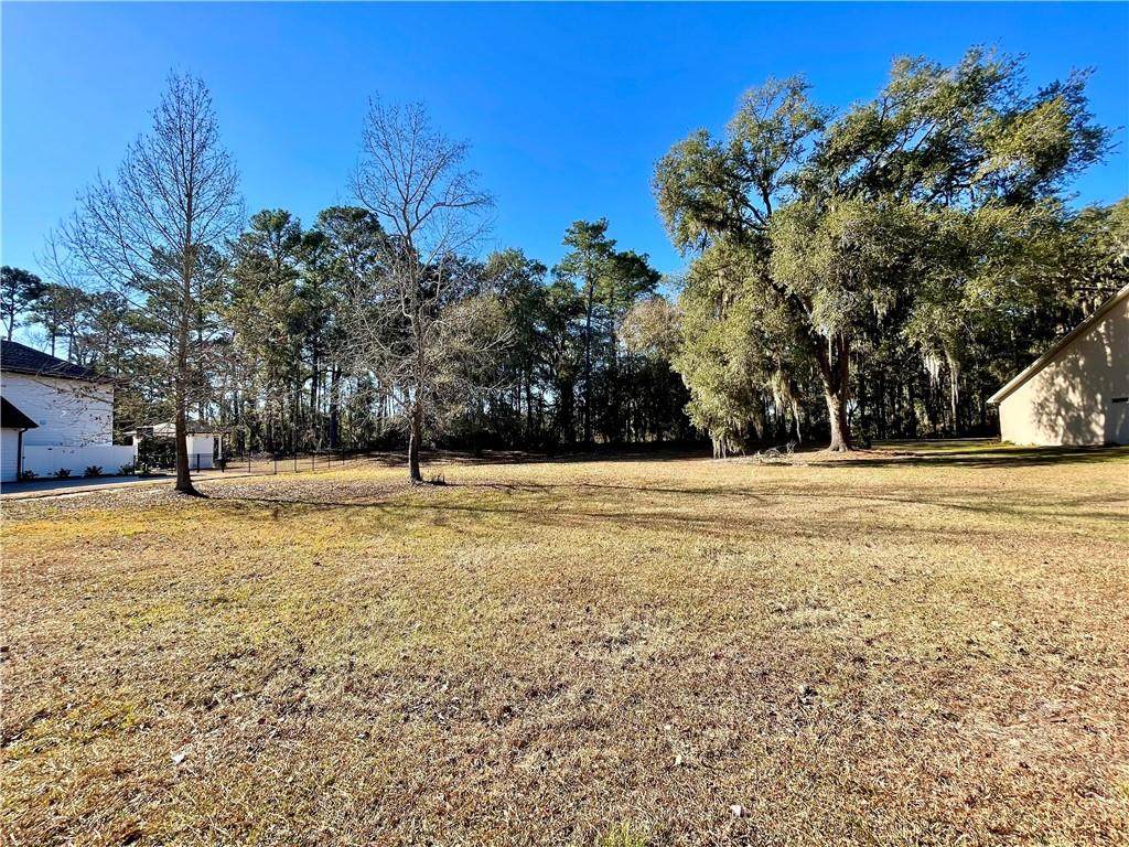 406 Belmont Circle - Photo 1