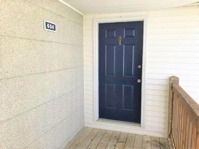 604 West Island Square Drive - Photo 1