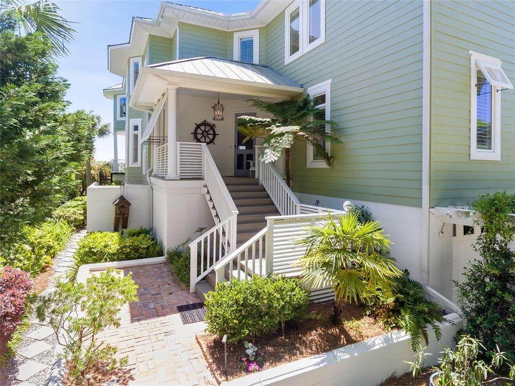 1709 Dixon Lane - Photo 1