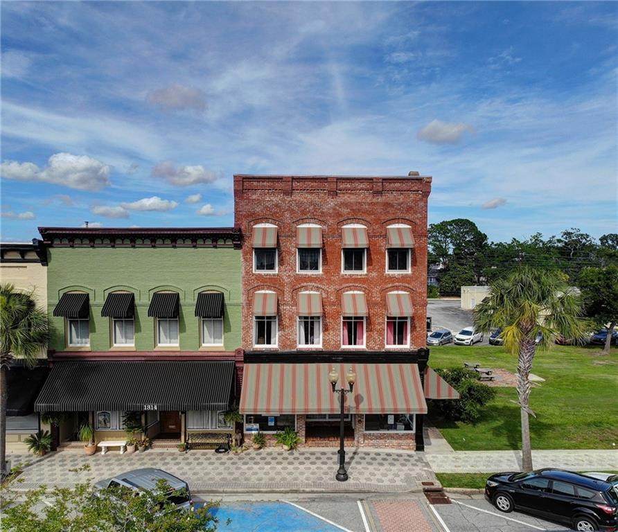 1312 Newcastle Street - Photo 1