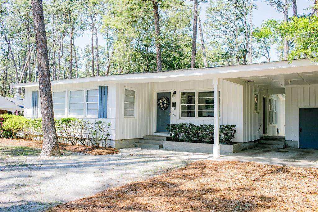 1001 Seminole Trail - Photo 1