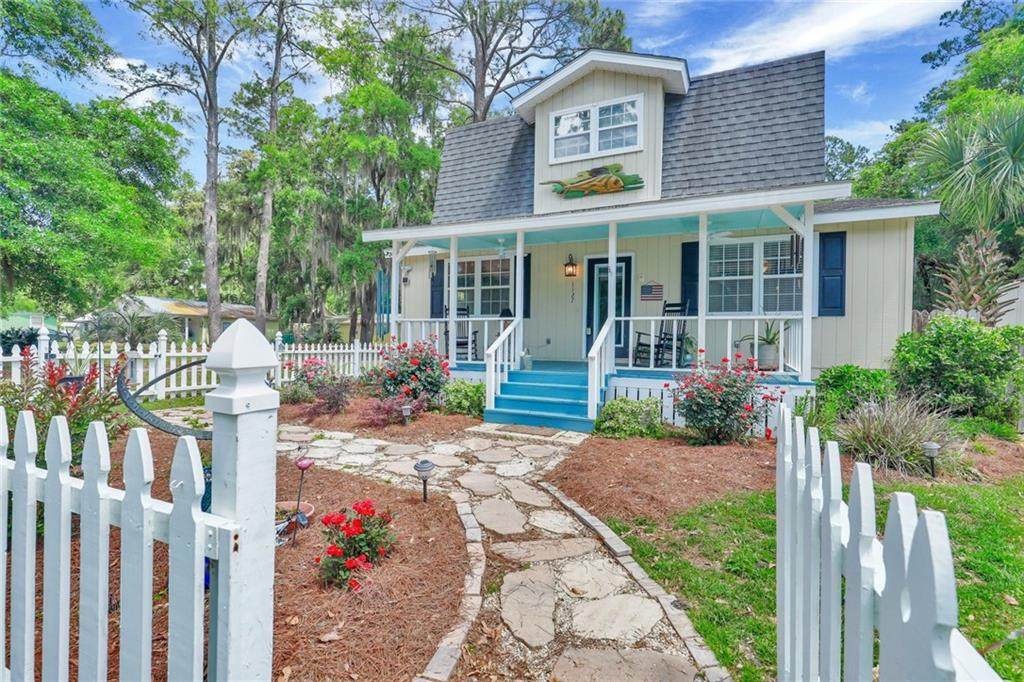 1127 Cherry Street - Photo 1