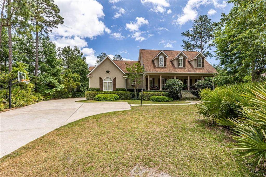 136 Foxcreek Boulevard - Photo 1