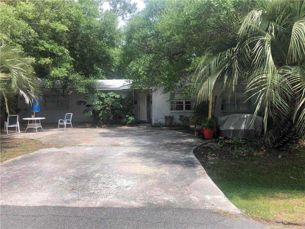 5 A & B Forest Avenue - Photo 1