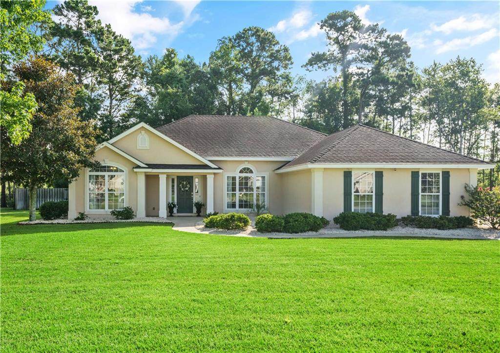 138 Spring Lake Circle - Photo 1