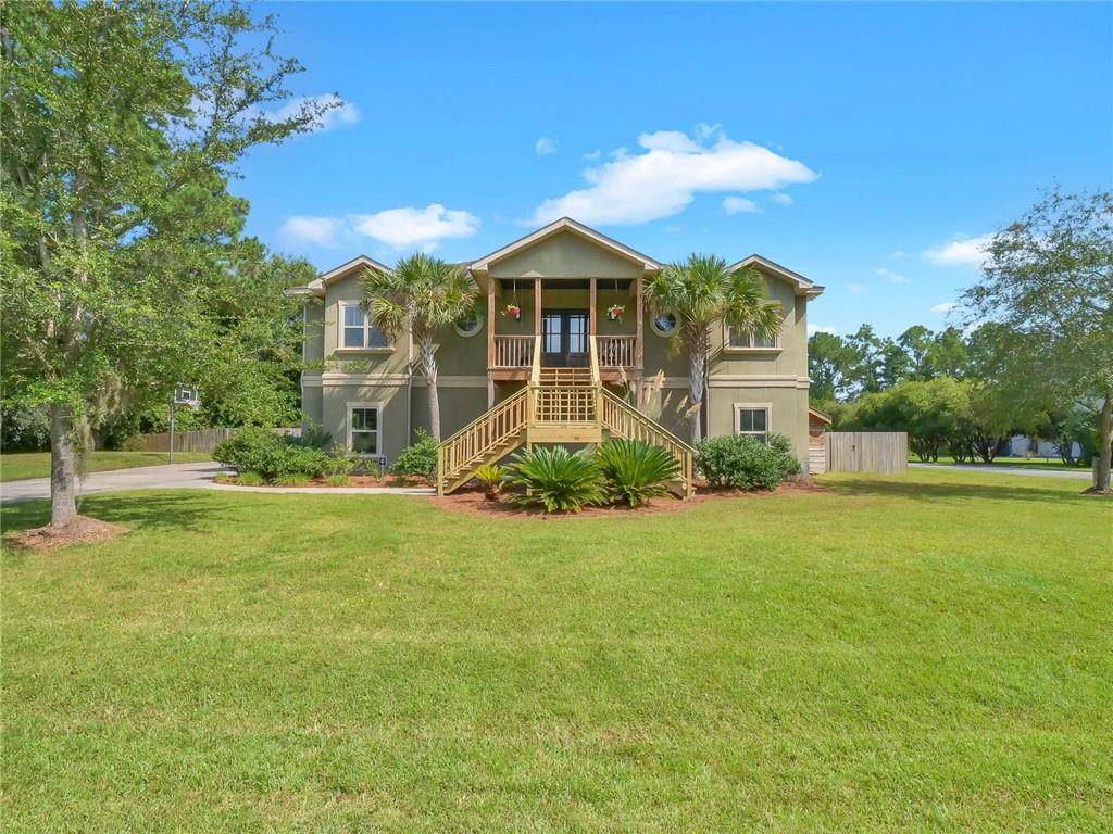 201 Stillwater Drive - Photo 1