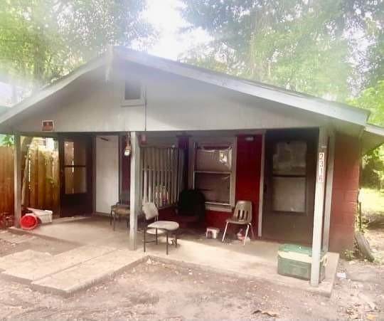 2316 & 2316 1/2 Wolfe Street - Photo 1