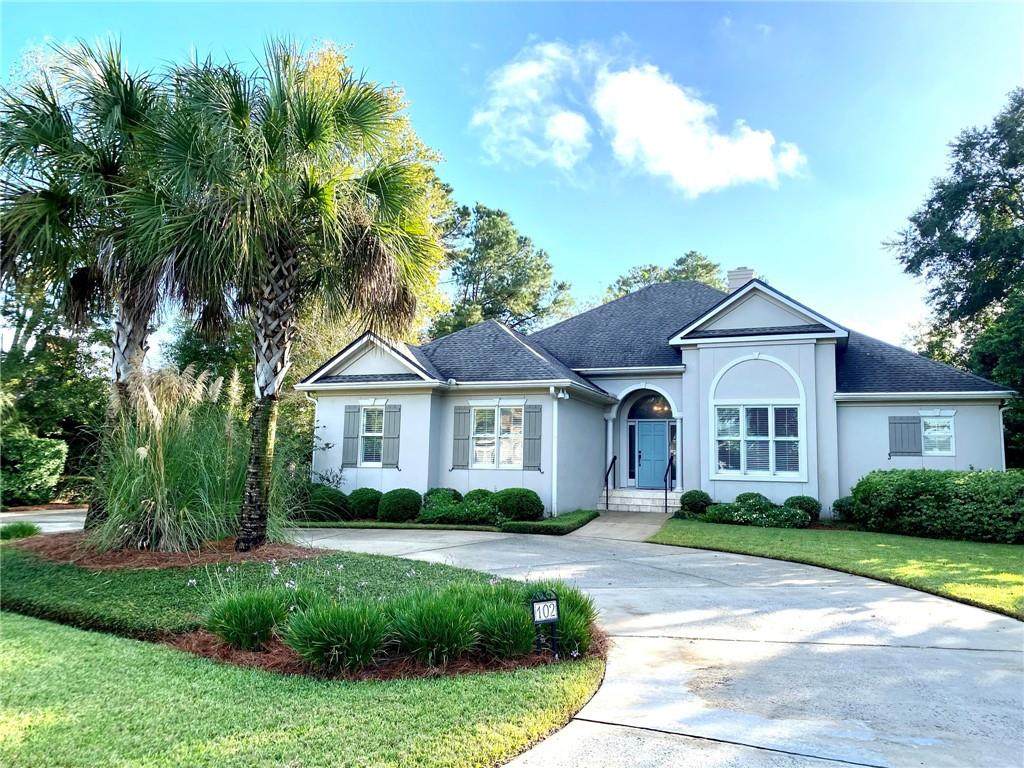 102 Turnberry - Photo 1