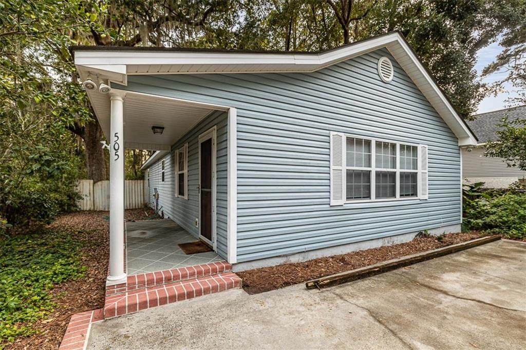 505 Pine Street - Photo 1