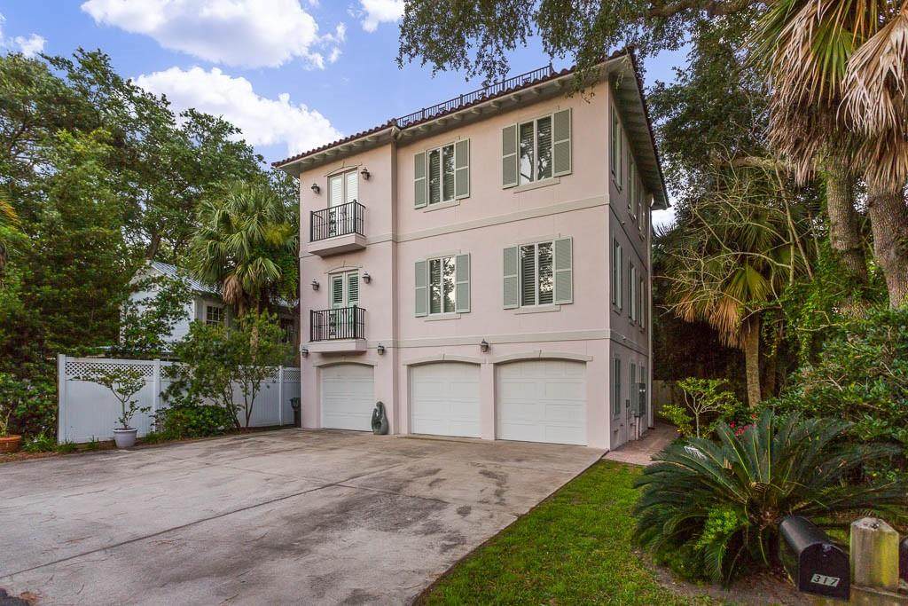 317 Myrtle Street - Photo 1