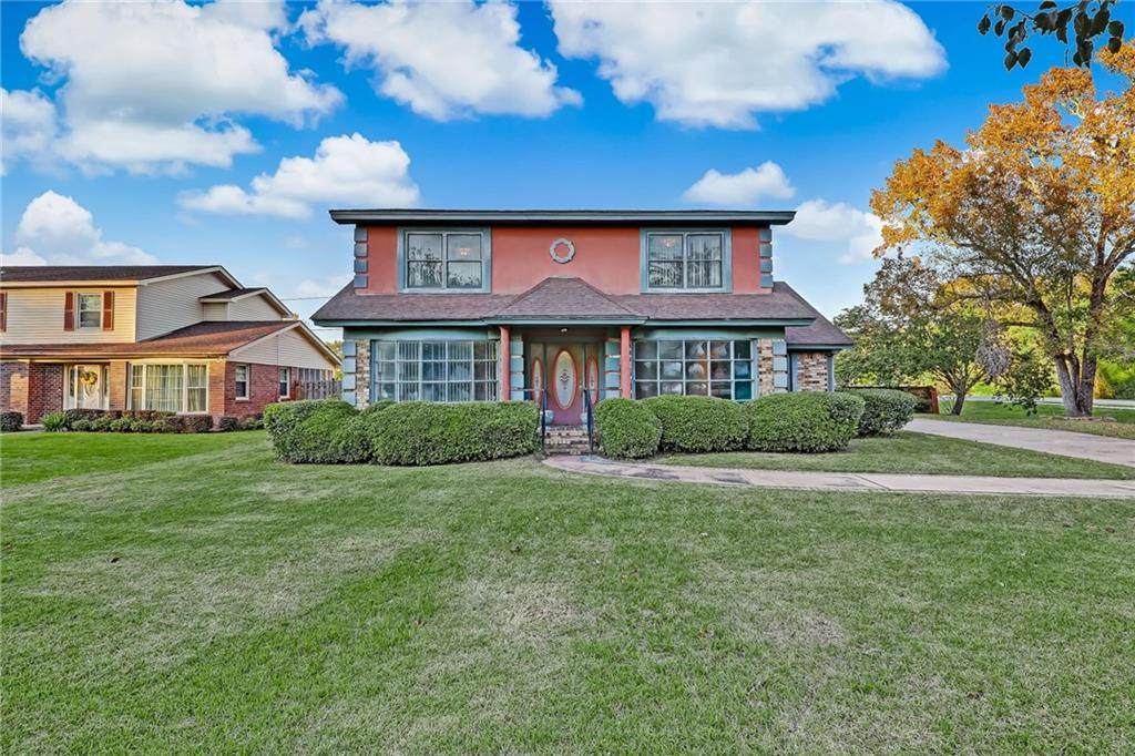 1402 Addie B Byers Drive - Photo 1