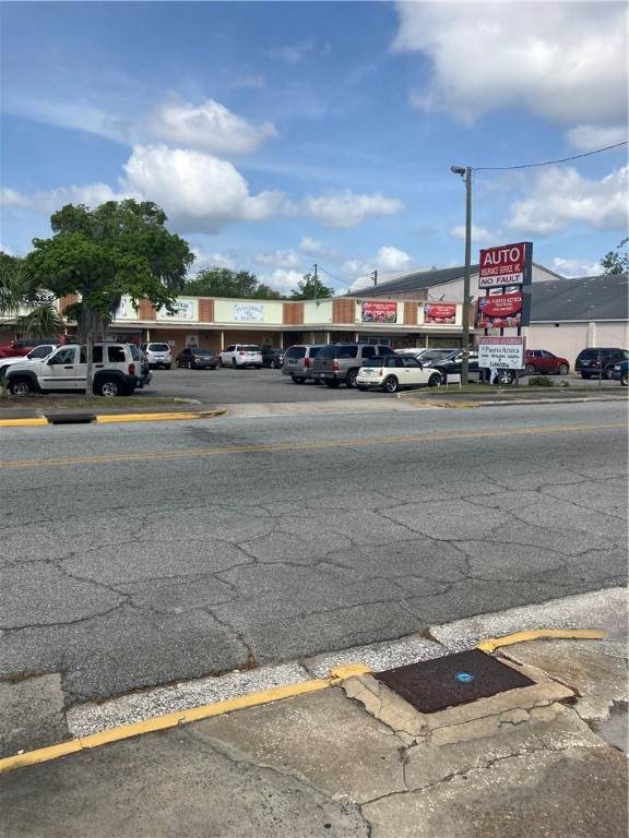 1801 Norwich Street - Photo 1