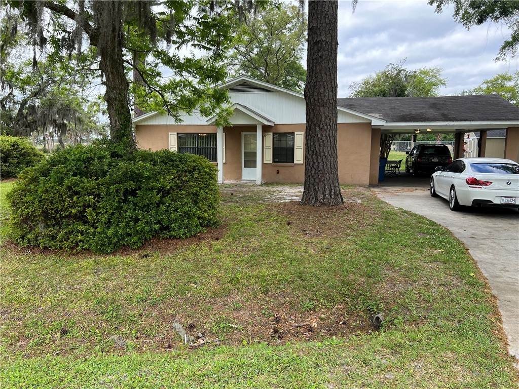 419 Shore Drive - Photo 1