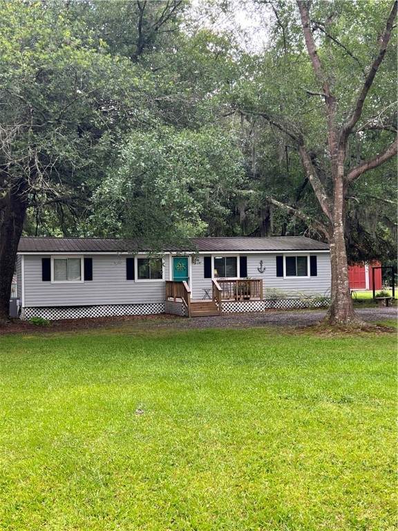 146 Country Road - Photo 1