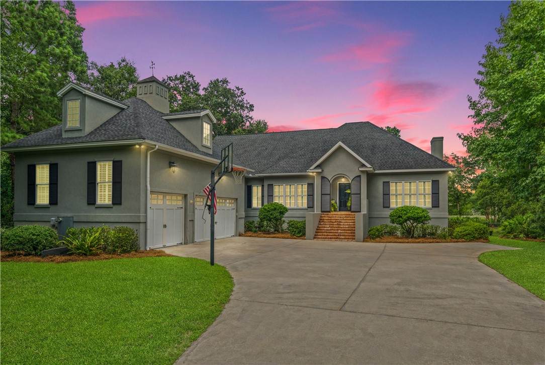 138 Foxcreek Boulevard - Photo 1