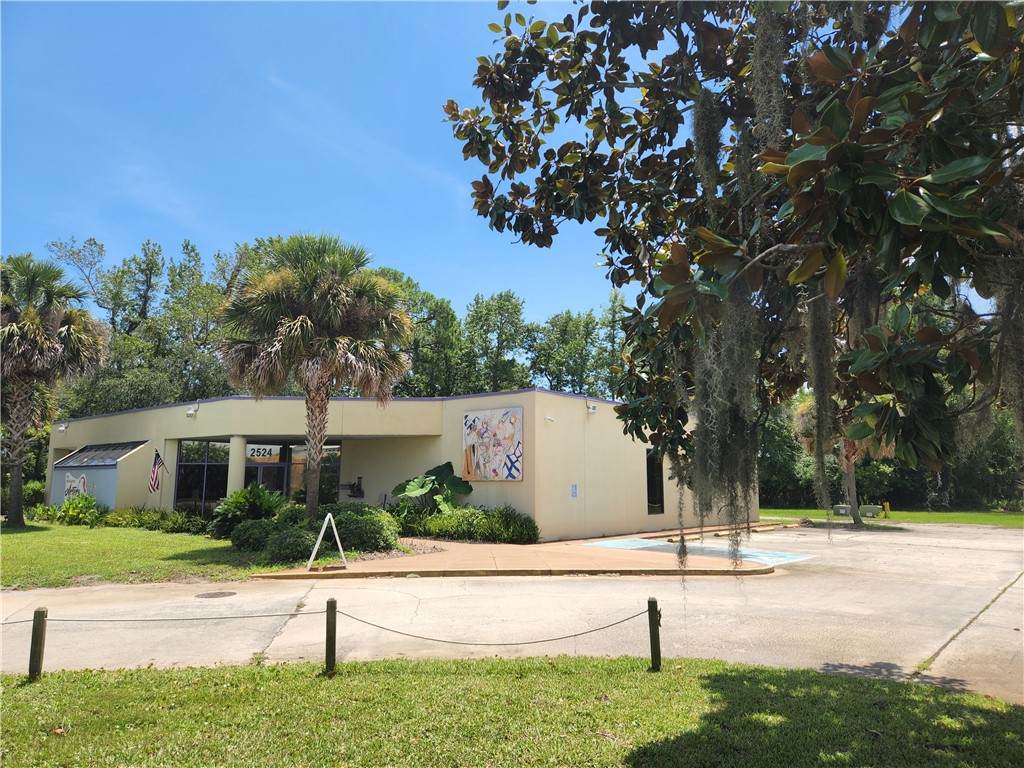 2524 Stadium Street - Photo 1