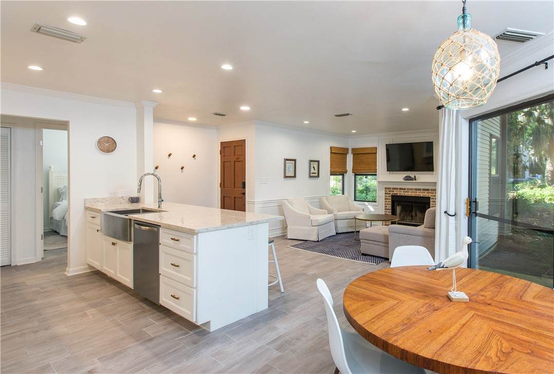 413 Harbour Oaks Drive - Photo 1