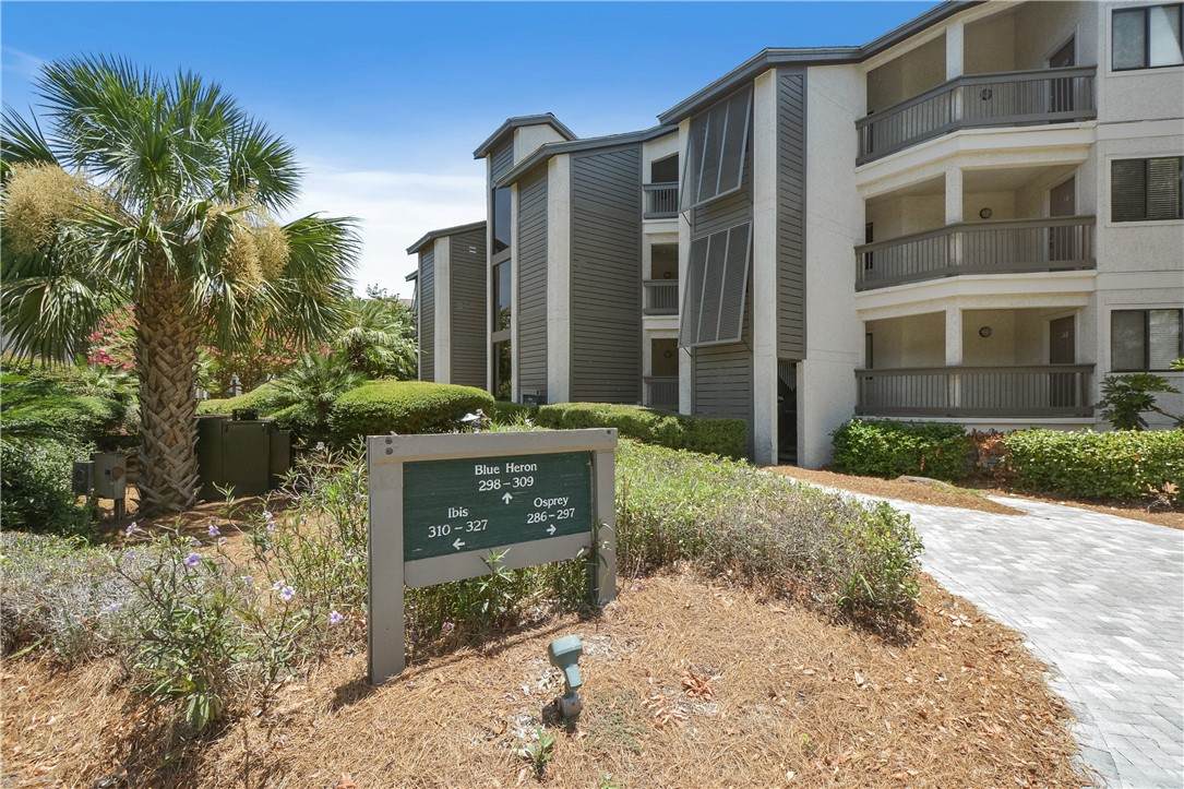 297 Moss Oak Circle - Photo 1
