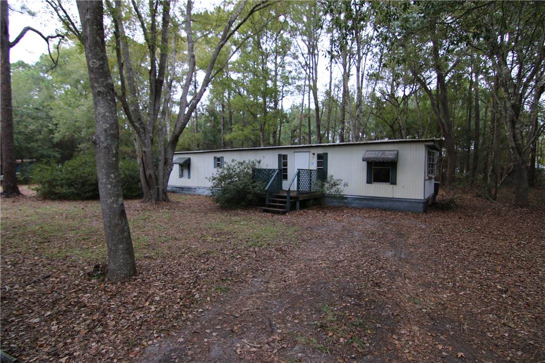 610 Dakota Street - Photo 1