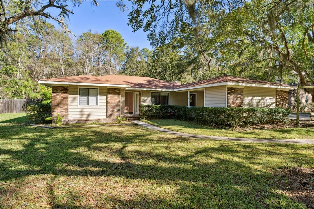 146 Sherwood Forest Circle - Photo 1