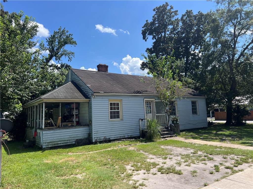 1800 Townsend Street - Photo 1