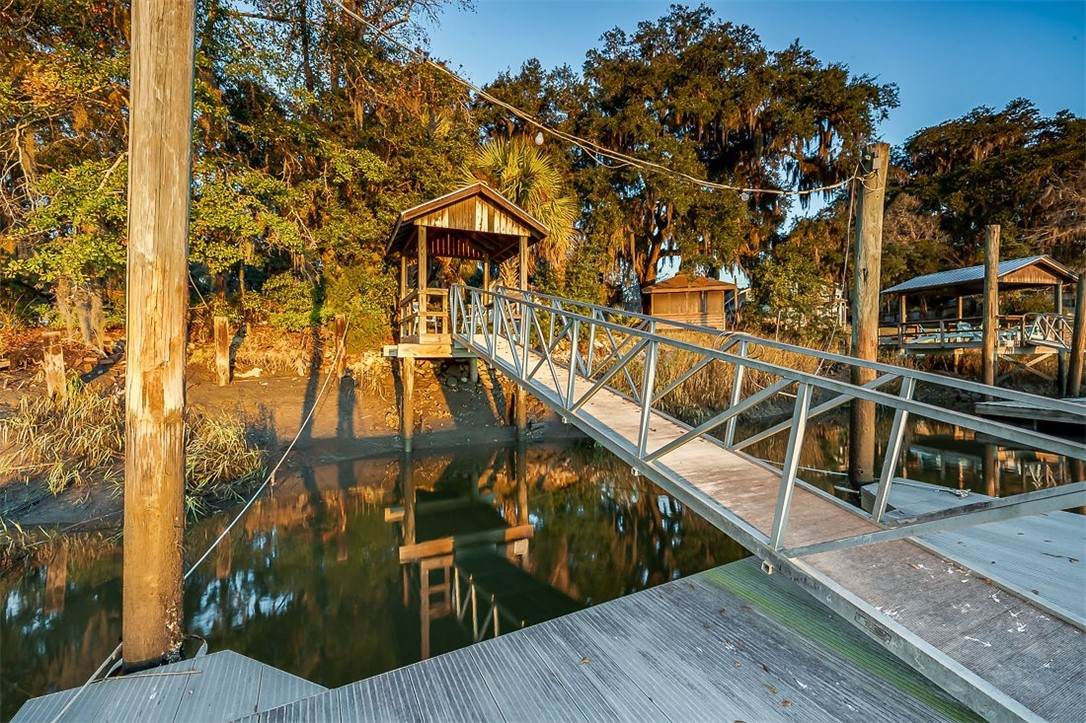 https://bt-photos.global.ssl.fastly.net/goldenisles/orig_boomver_1_1658431-2.jpg