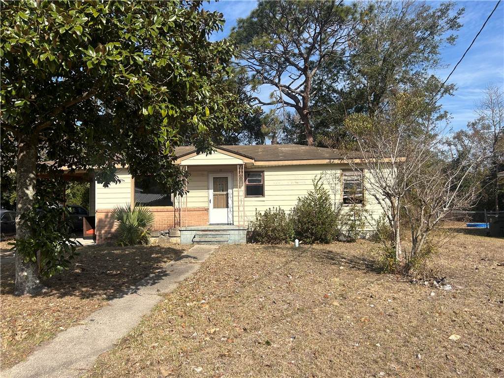 115 Shangri La Avenue - Photo 1