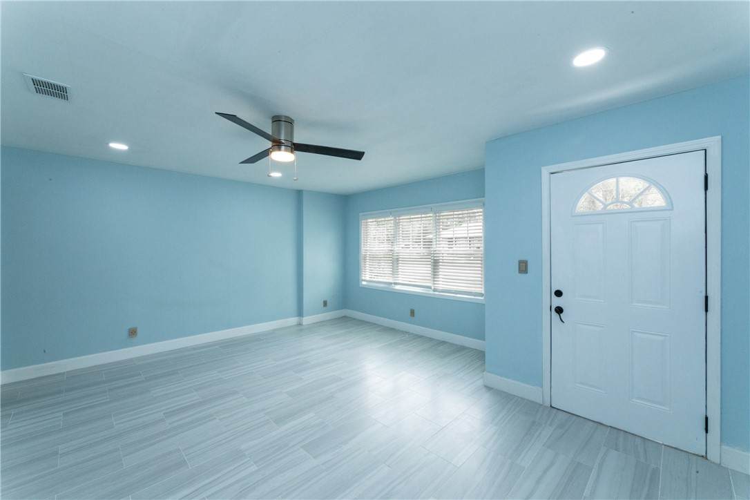 https://bt-photos.global.ssl.fastly.net/goldenisles/orig_boomver_1_1660795-2.jpg