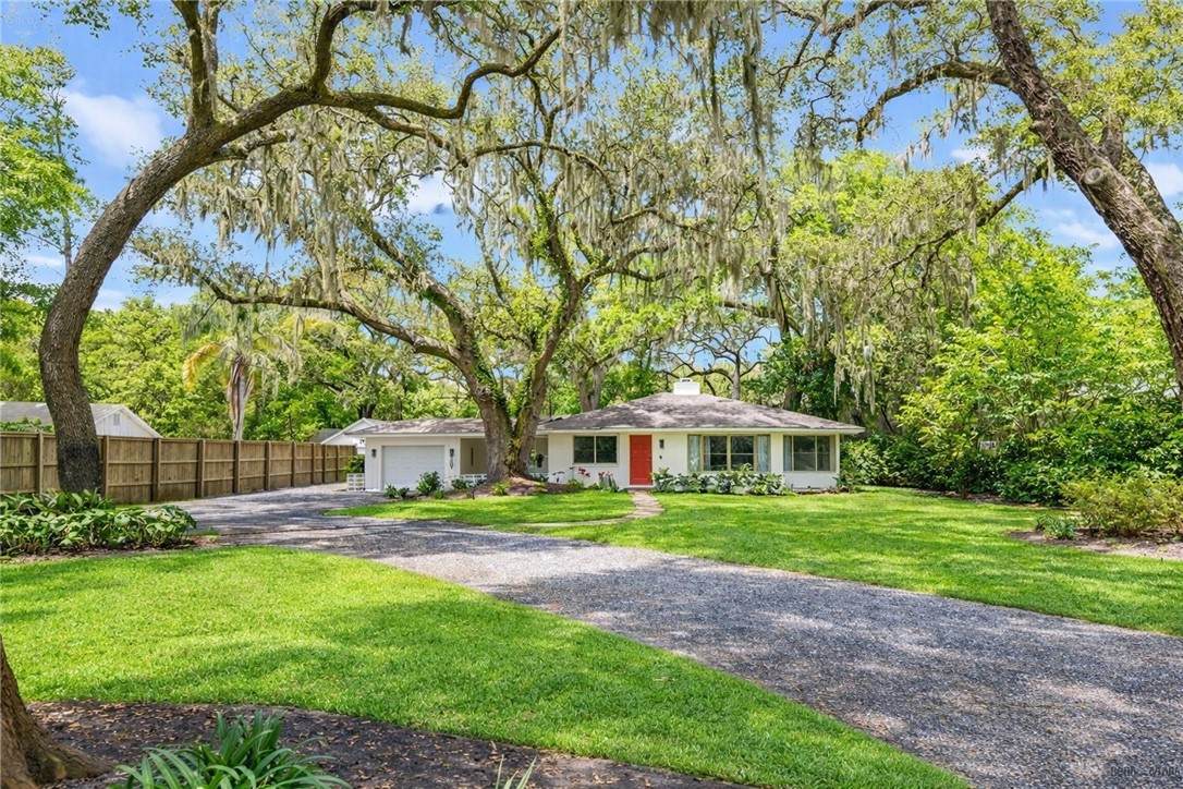 205 Youngwood Drive - Photo 1