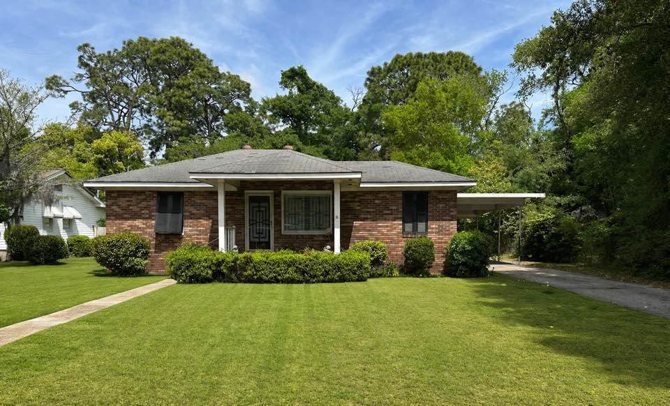 2225 Oriole Street - Photo 1