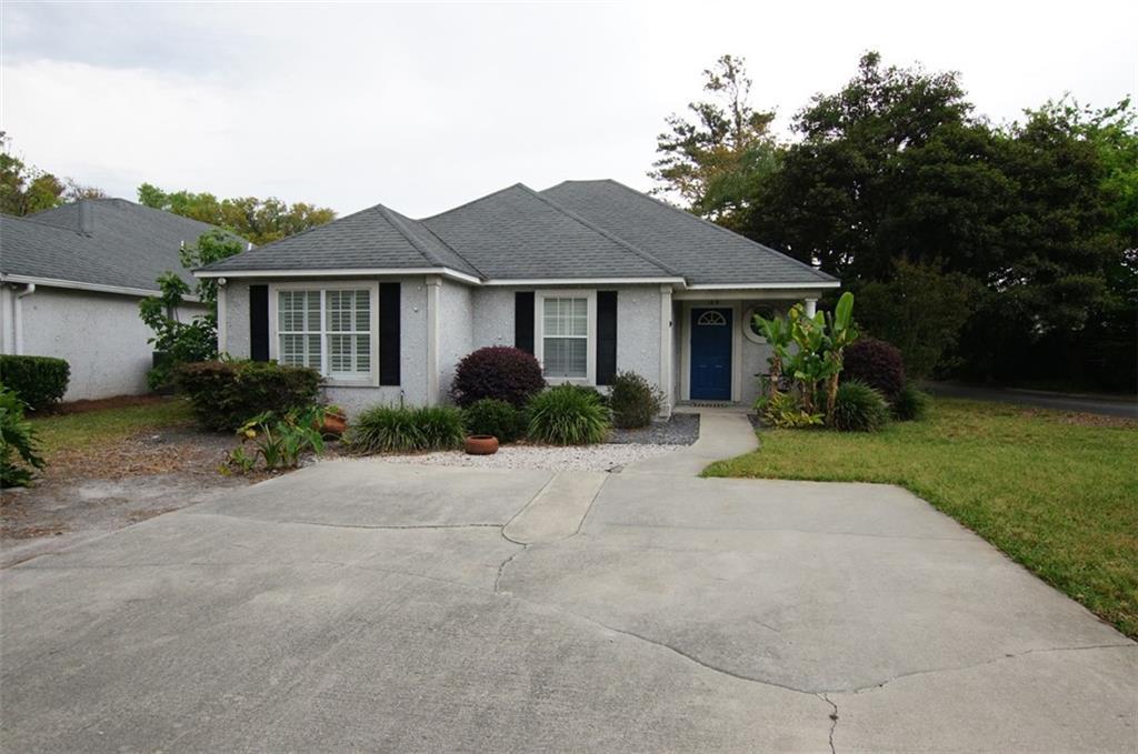 122 Toluca Lane - Photo 1