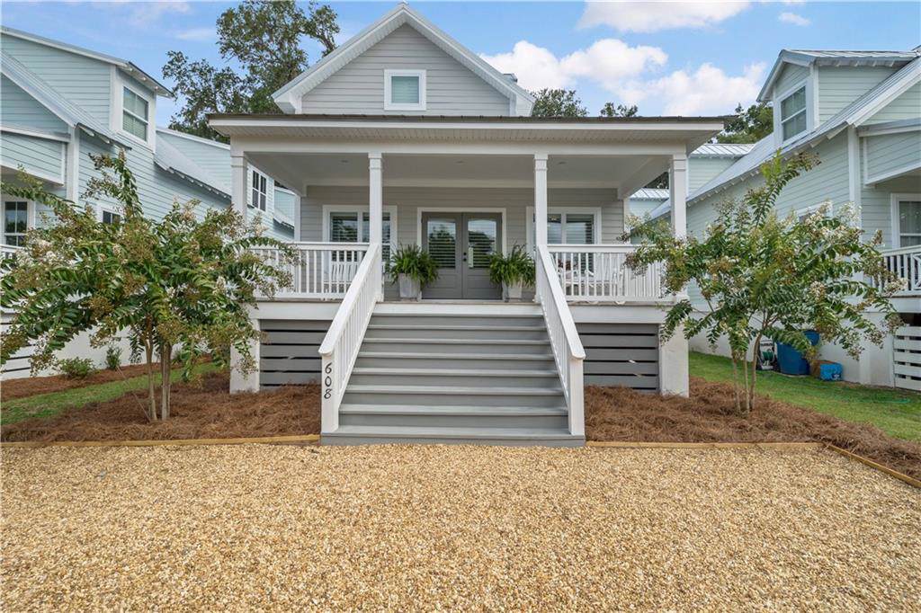 608 Holly Street - Photo 1