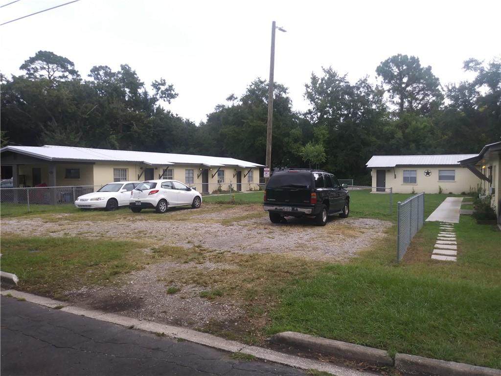 2806 Evergreen Road - Photo 1