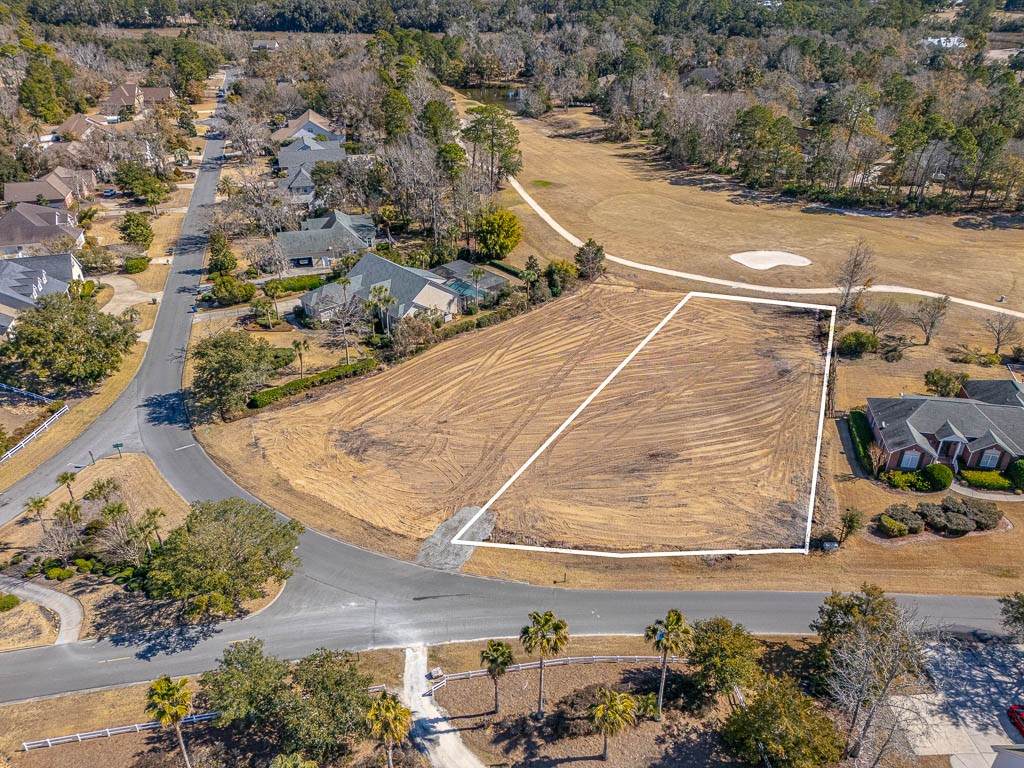 273 Harbor Pointe Drive - Photo 1