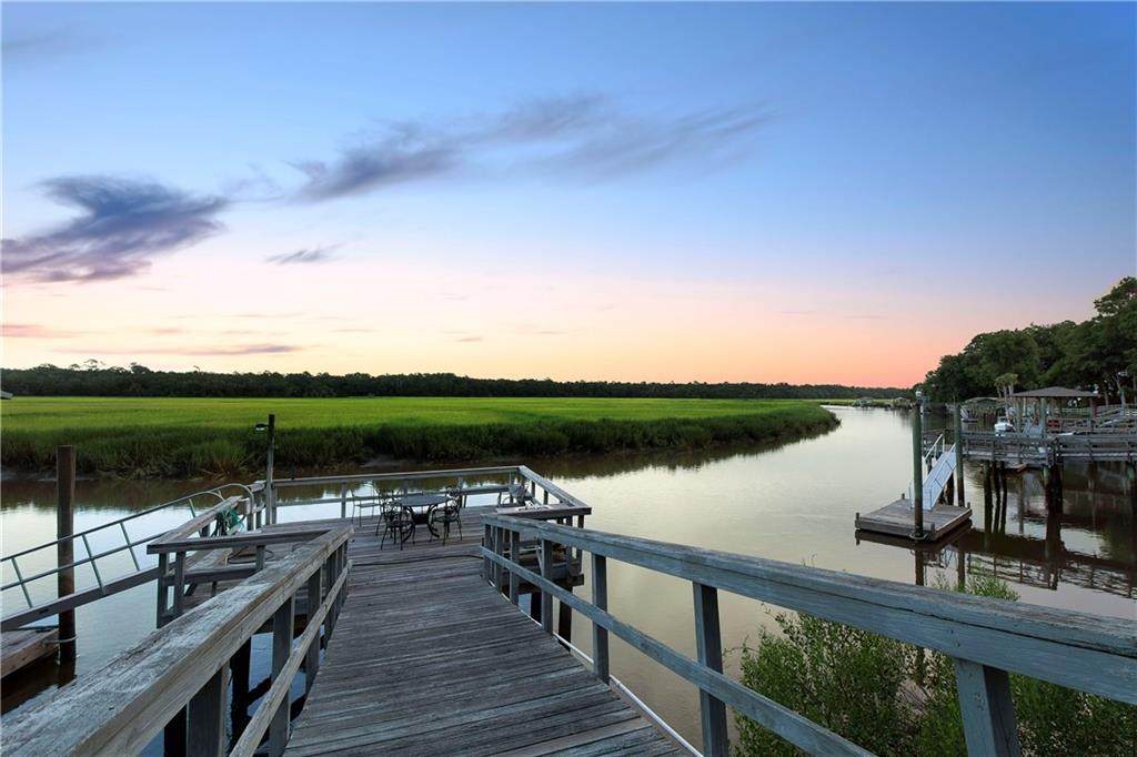 140 Hampton Point Drive - Photo 1