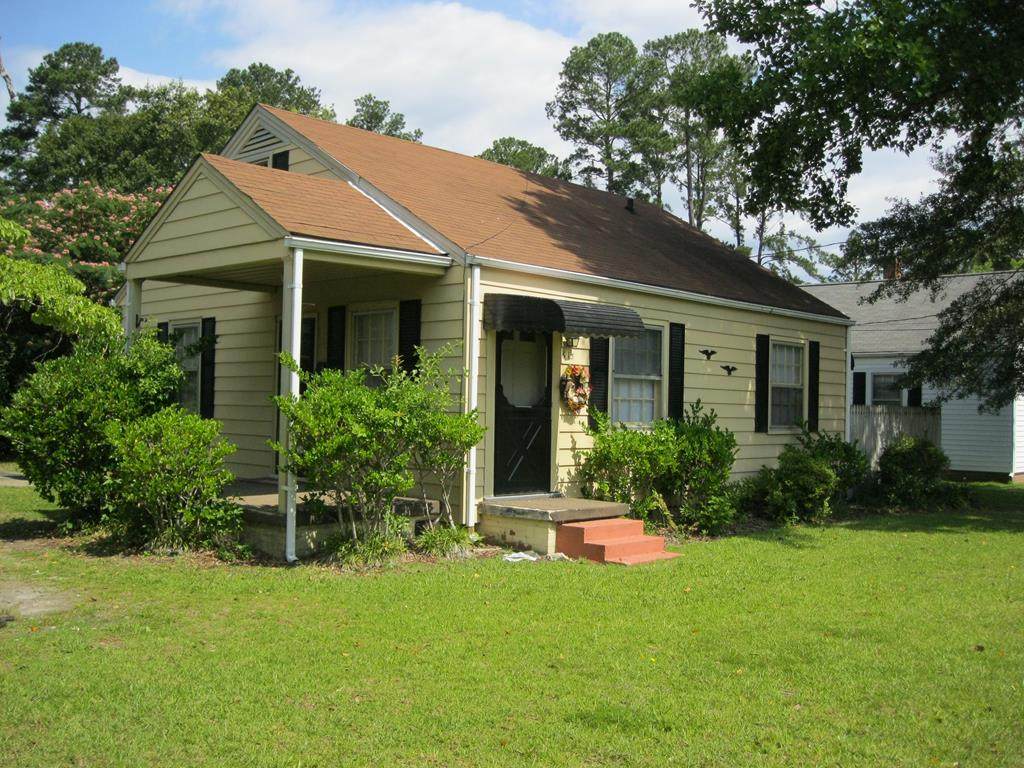 615 Andrews Ave - Photo 1